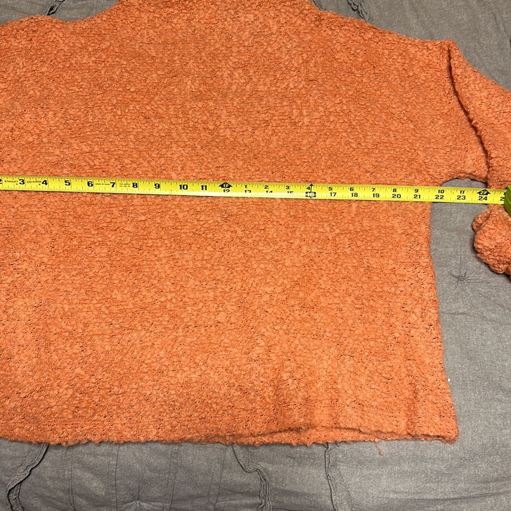 Sweater - Picture 6 of 6